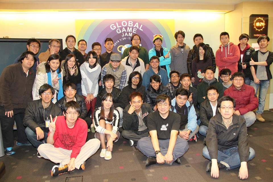 Global Game Jam 2014 台灣微軟會場參與者完成遊戲後合照