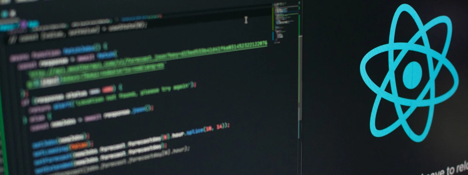 螢幕顯示 React 標誌與程式碼，象徵 Jotai atom 管理共享狀態